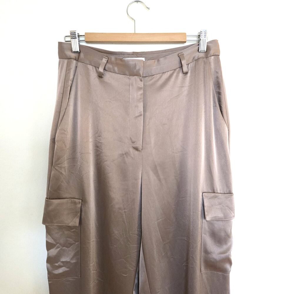 Babaton Aritzia Size 10 Champagne Taupe Refined Satin Cargo Wide Leg Pants - Picture 4 of 10
